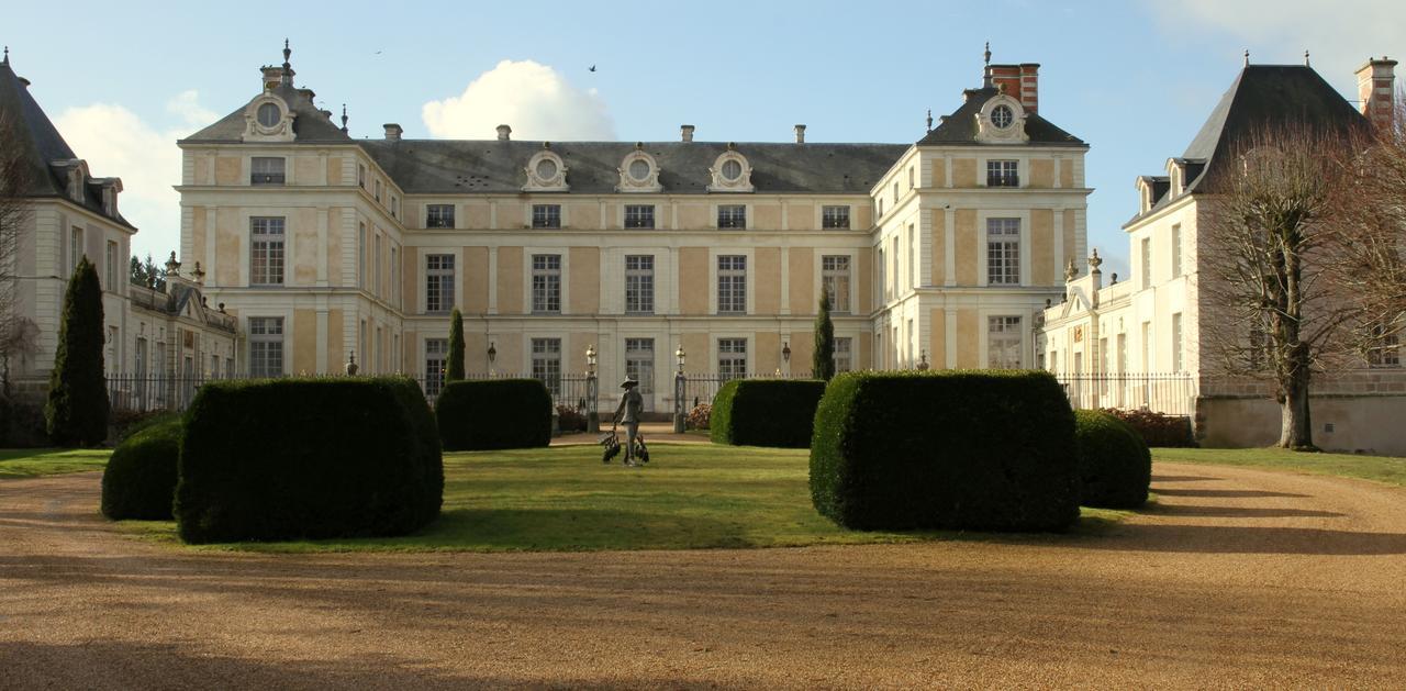 Chateau Colbert Hotell Maulévrier Eksteriør bilde