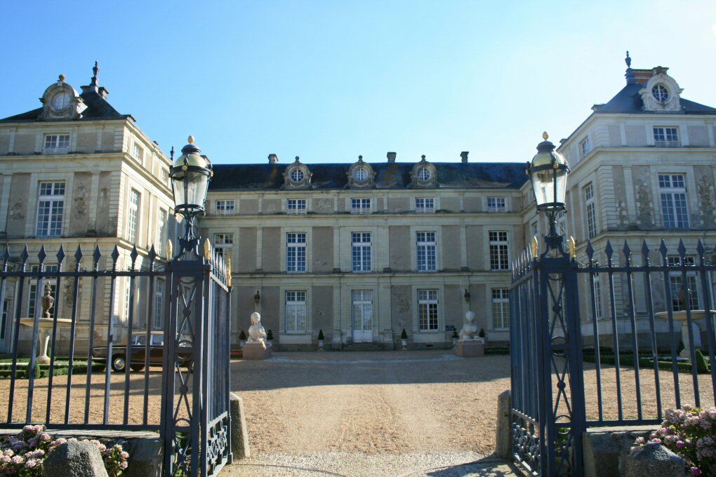 Chateau Colbert Hotell Maulévrier Eksteriør bilde